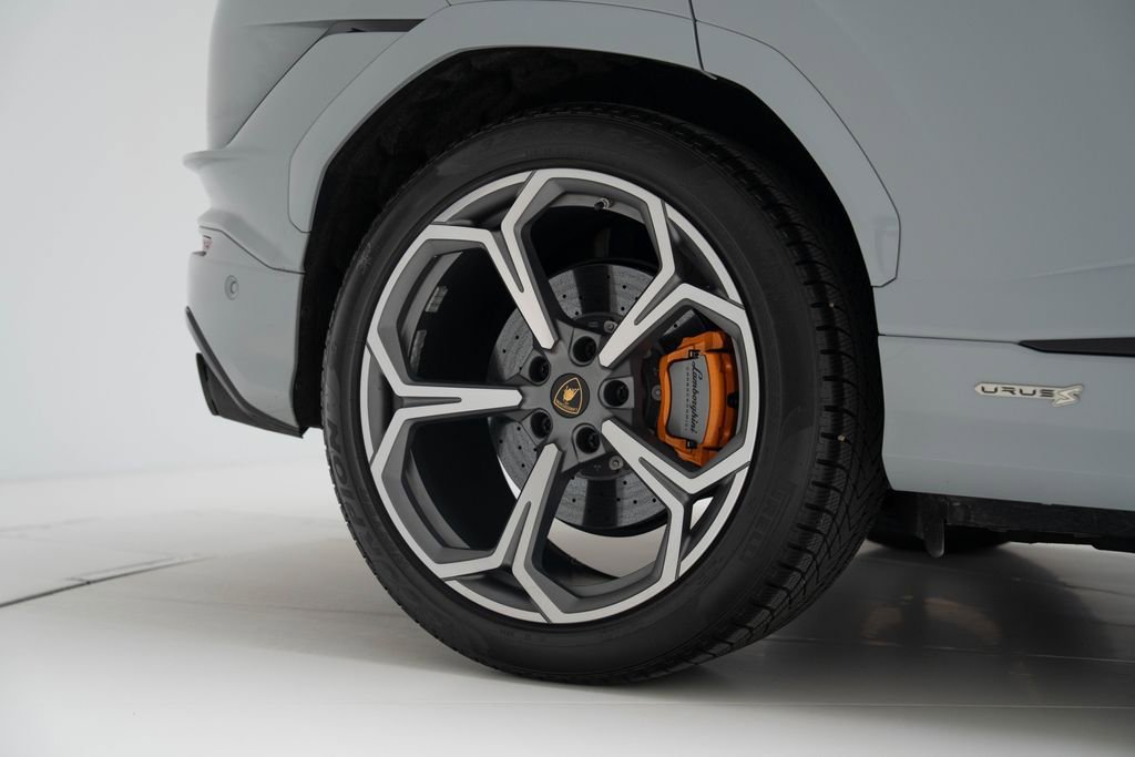 Used 2024 Lamborghini Urus S AWD/4WD image 10