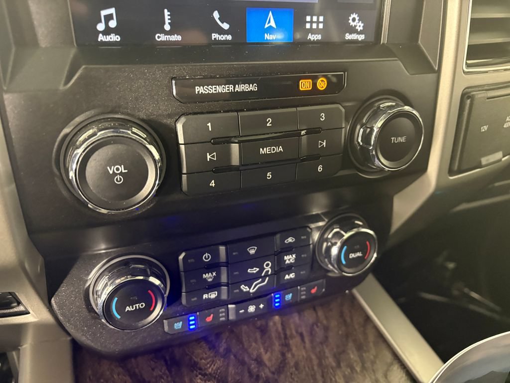 Used 2019 Ford F250 Lariat w/ Lariat Ultimate Package AWD/4WD image 19