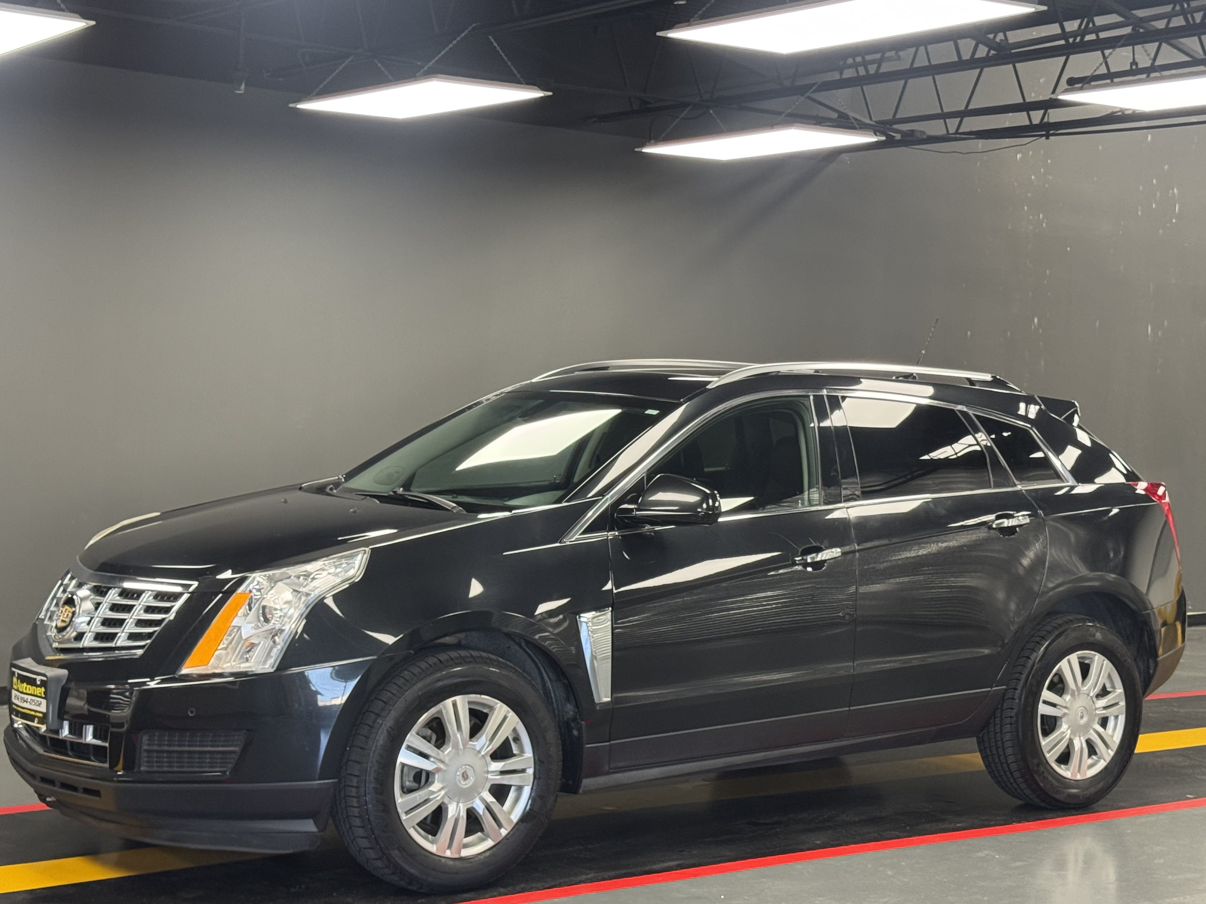 Used 2013 Cadillac SRX Luxury AWD/4WD image 1