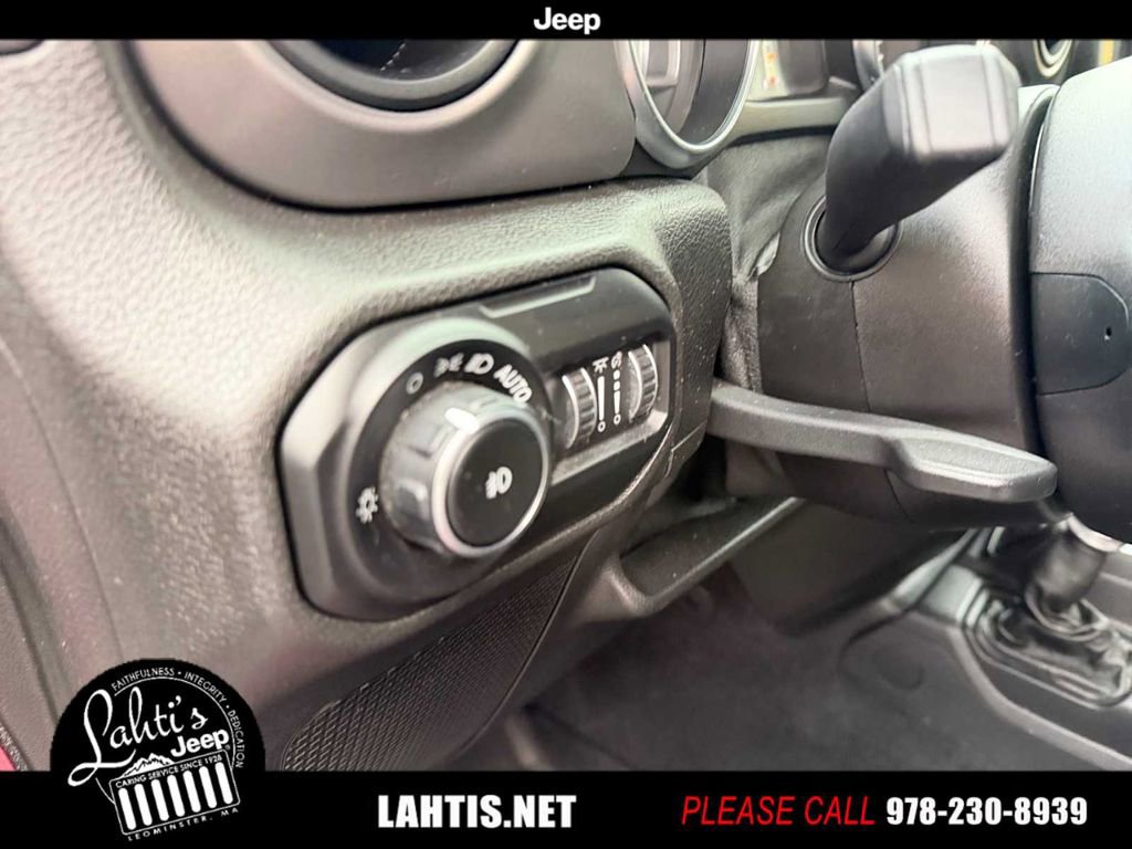 Certified 2021 Jeep Wrangler Unlimited Sport image 31