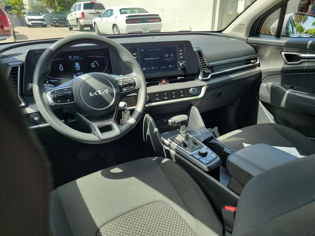 Certified 2024 Kia Sportage LX FWD image 13