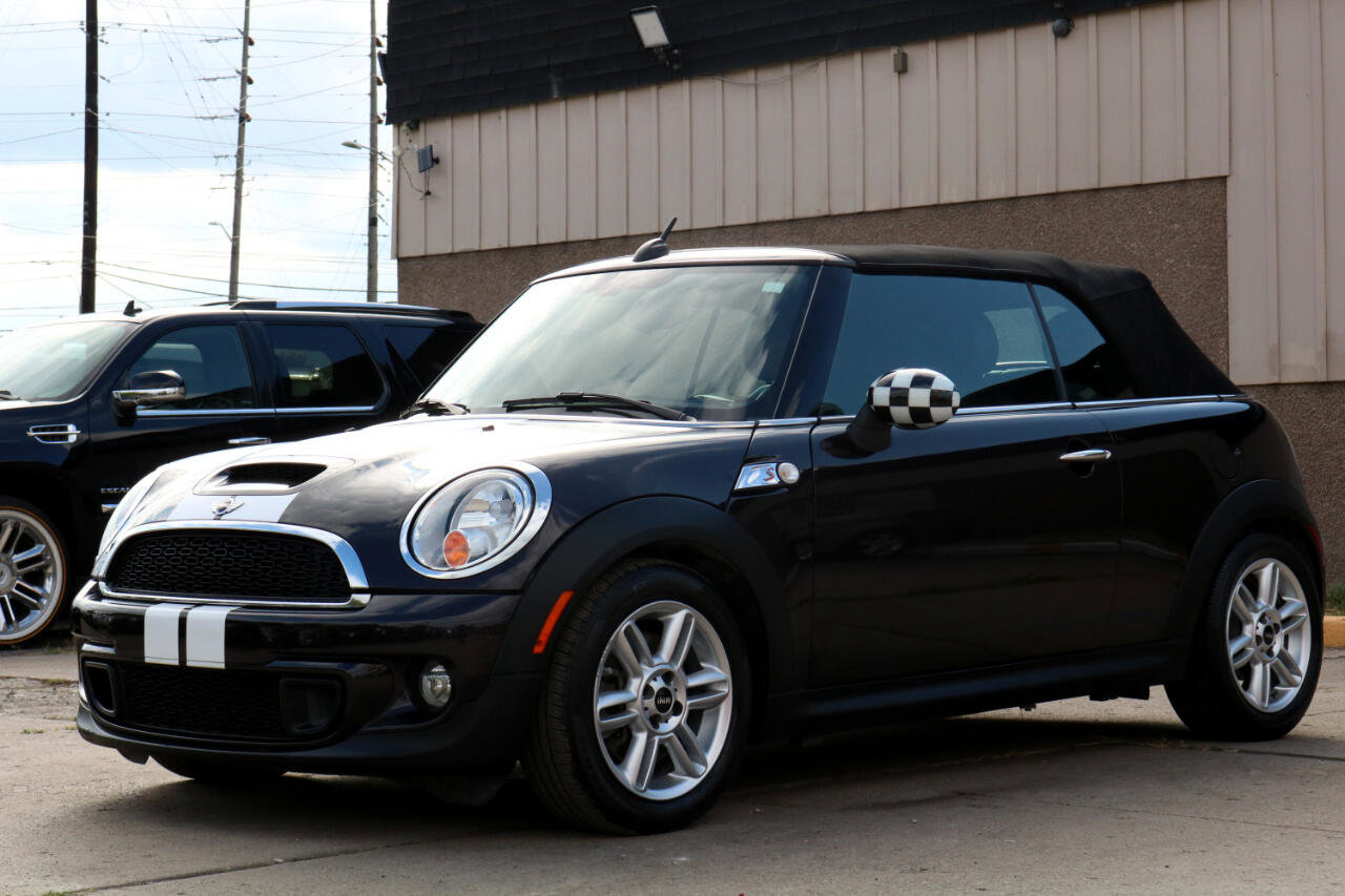 Used 2014 MINI Cooper S image 27