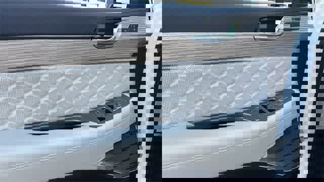 Used 2022 Hyundai Palisade Calligraphy w/ Cargo Package image 25