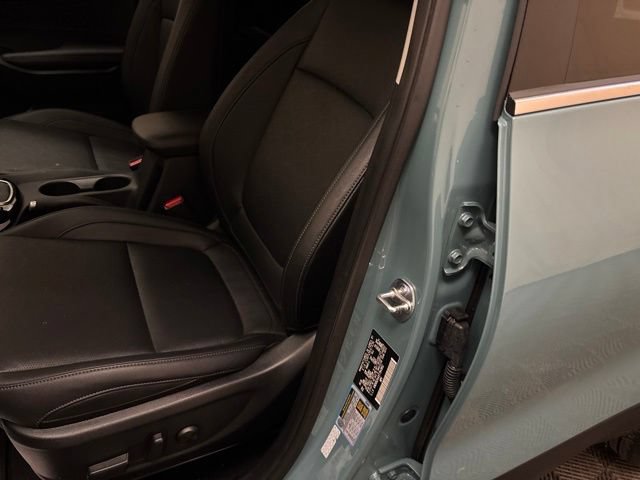 Certified 2026 Kia Seltos EX FWD image 11