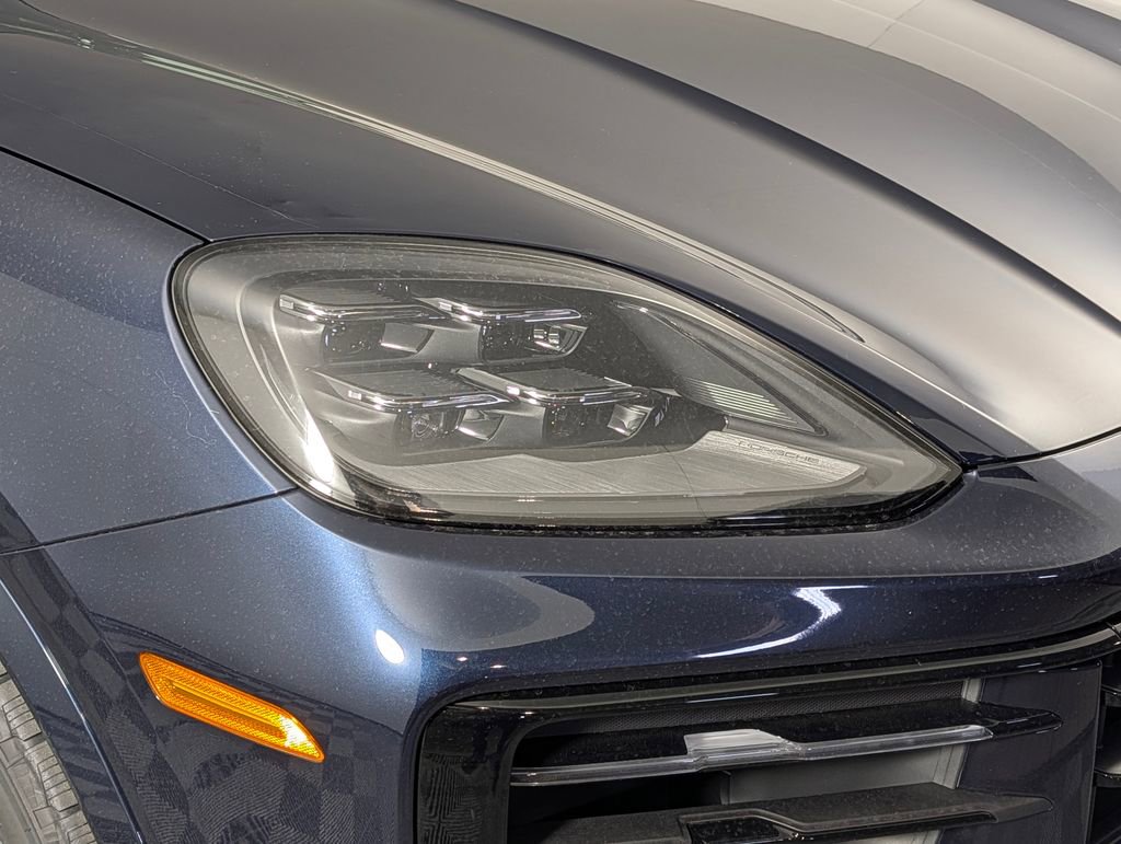 New 2026 Porsche Cayenne AWD/4WD image 15