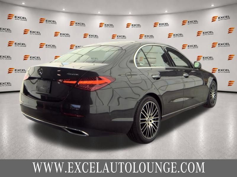 Used 2023 Mercedes-Benz C 300 4MATIC Sedan image 5