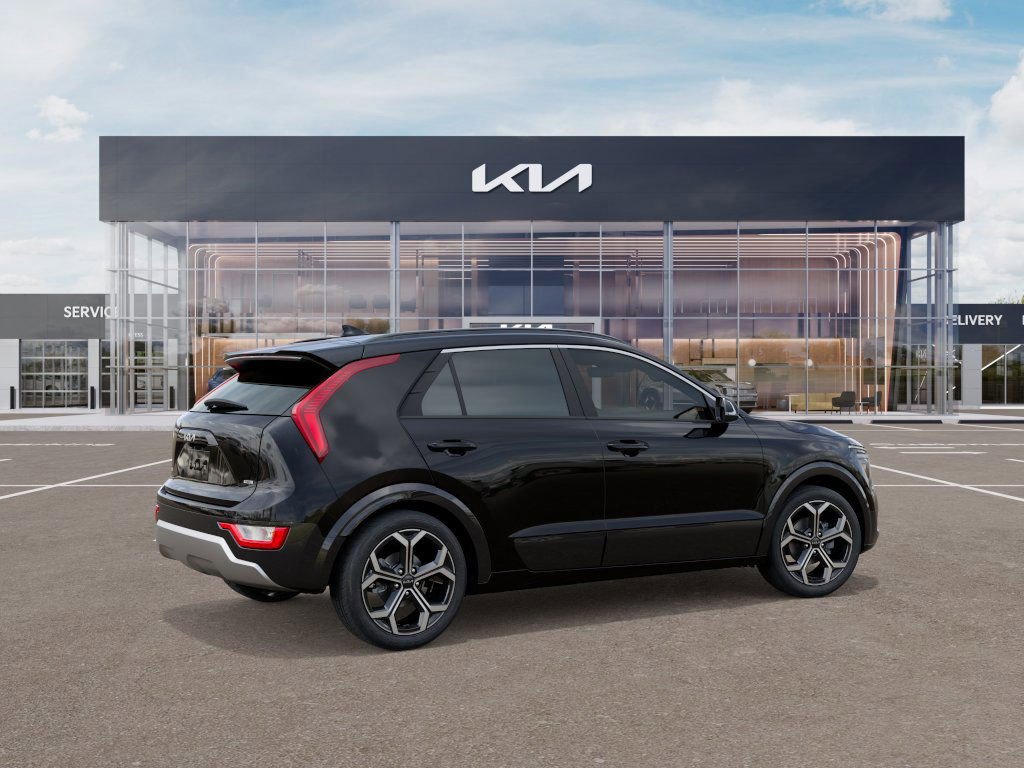 New 2025 Kia Niro EX Touring image 6