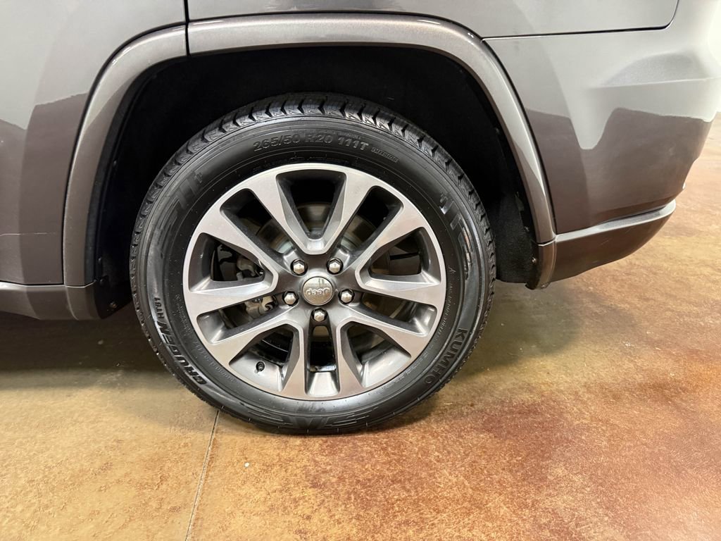 Used 2018 Jeep Grand Cherokee Overland image 87