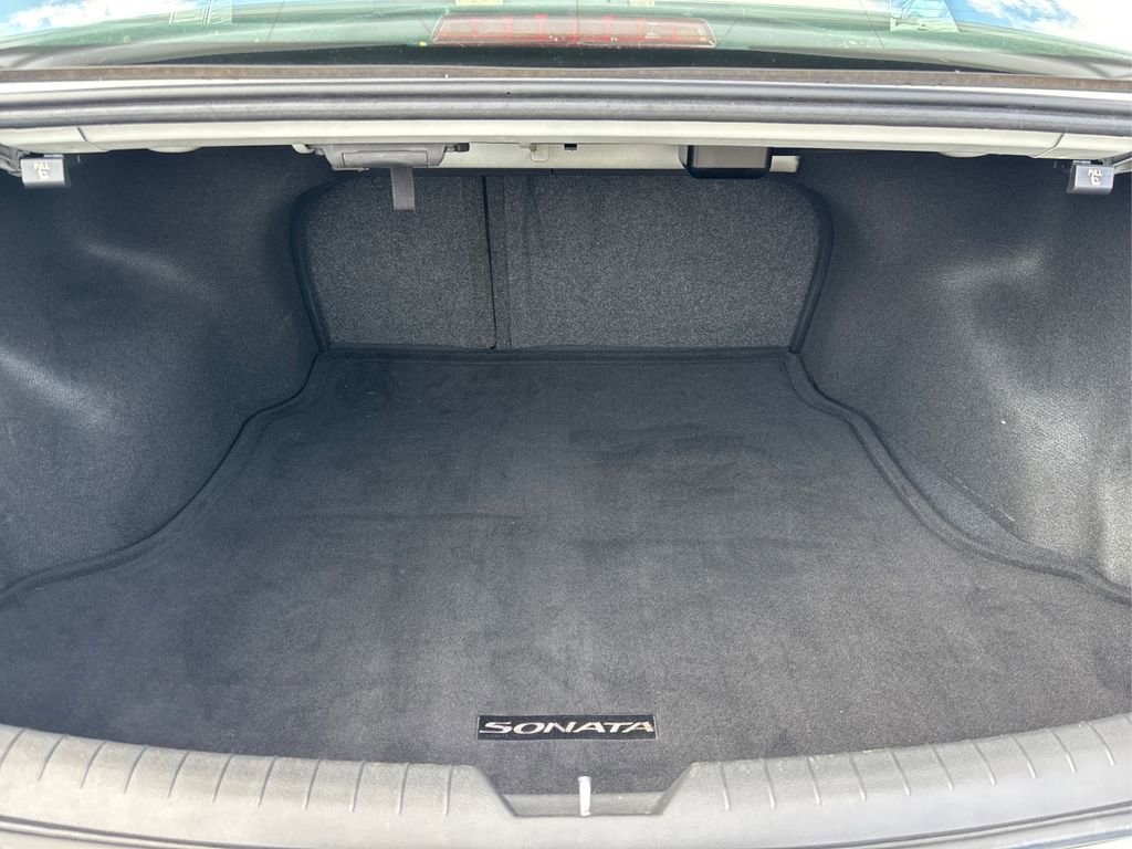 Used 2018 Hyundai Sonata Sport w/ Cargo Package image 11