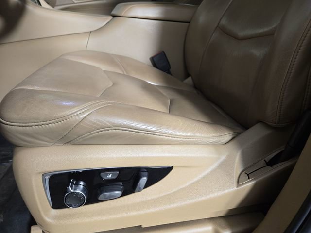 Used 2018 Cadillac Escalade Platinum image 31