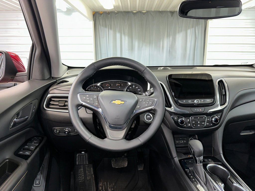 Certified 2023 Chevrolet Equinox Premier image 2