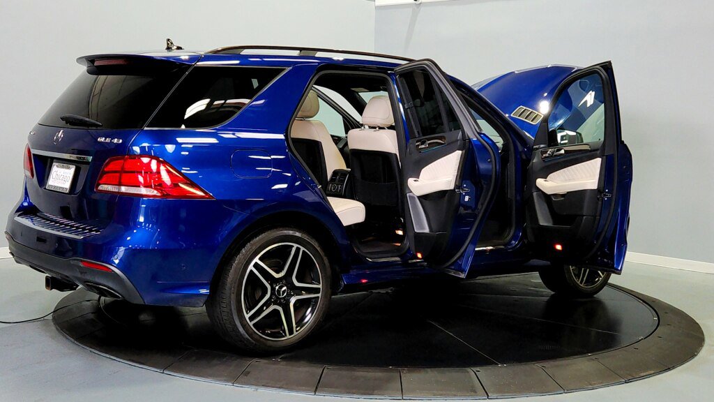 Used 2018 Mercedes-Benz GLE 43 AMG 4MATIC w/ Premium 3 Package image 12