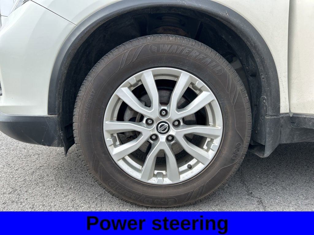 Used 2018 Nissan Rogue SV w/ Premium Package image 9