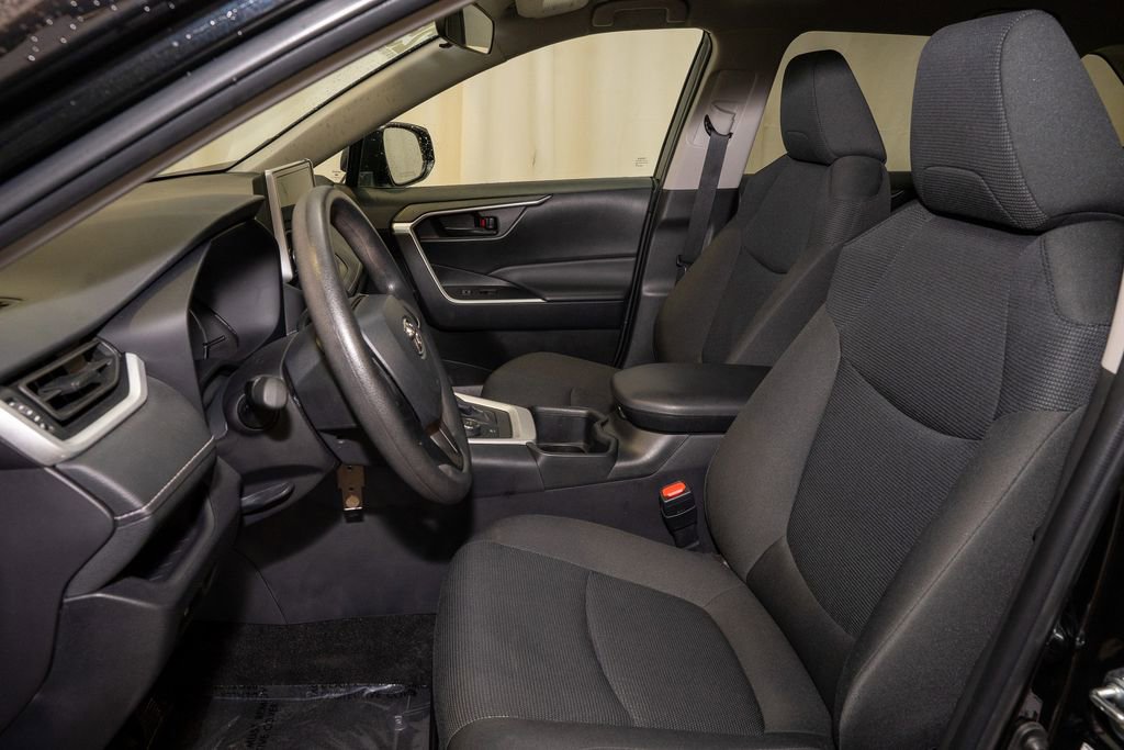 Certified 2025 Toyota RAV4 LE image 9