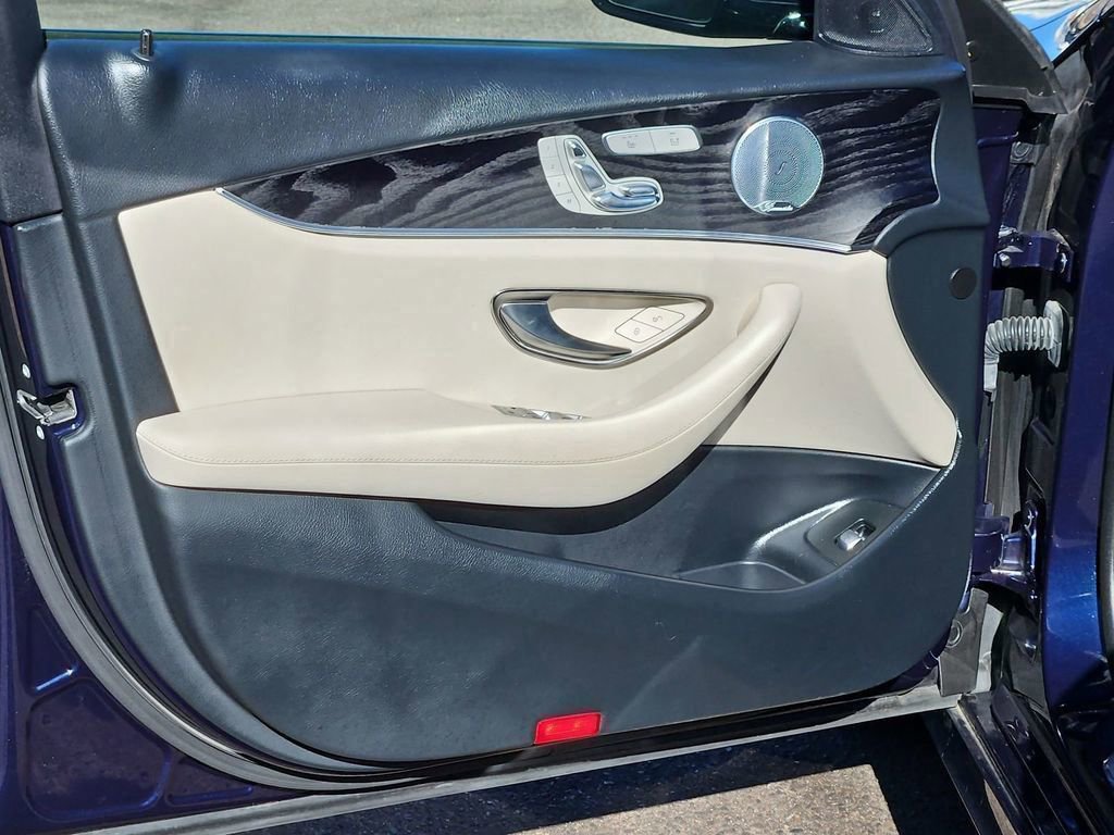 Used 2018 Mercedes-Benz E 300 4MATIC image 13