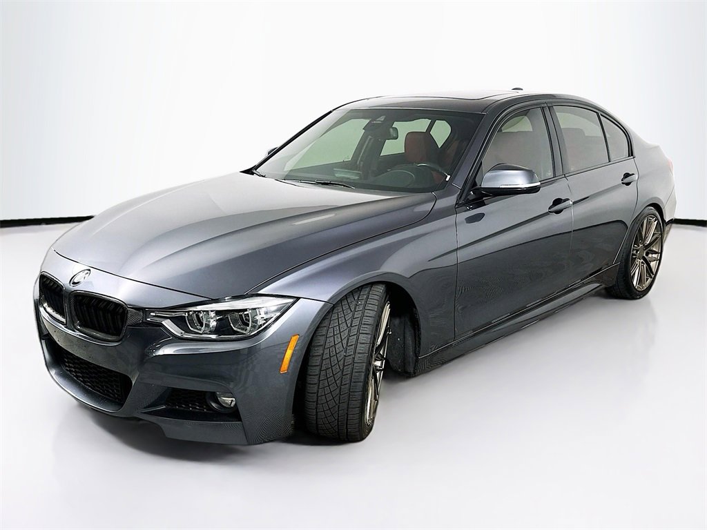 Used 2018 BMW 340i xDrive Sedan w/ Premium Package image 2