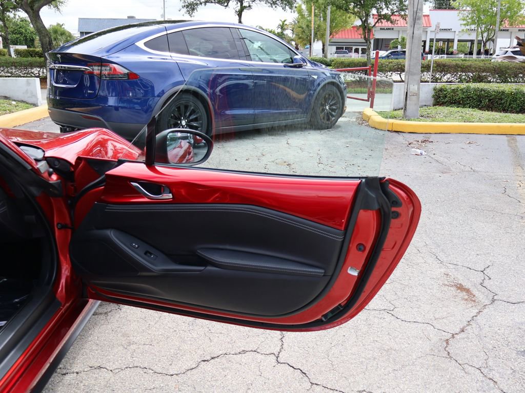 Used 2022 MAZDA MX-5 Miata RF Grand Touring RWD image 21
