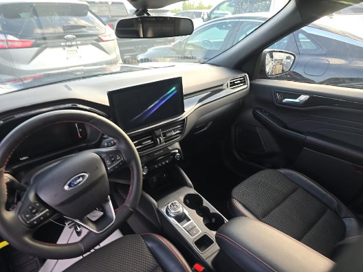 Used 2023 Ford Escape ST-Line w/ Tech Pack #1 AWD/4WD image 11