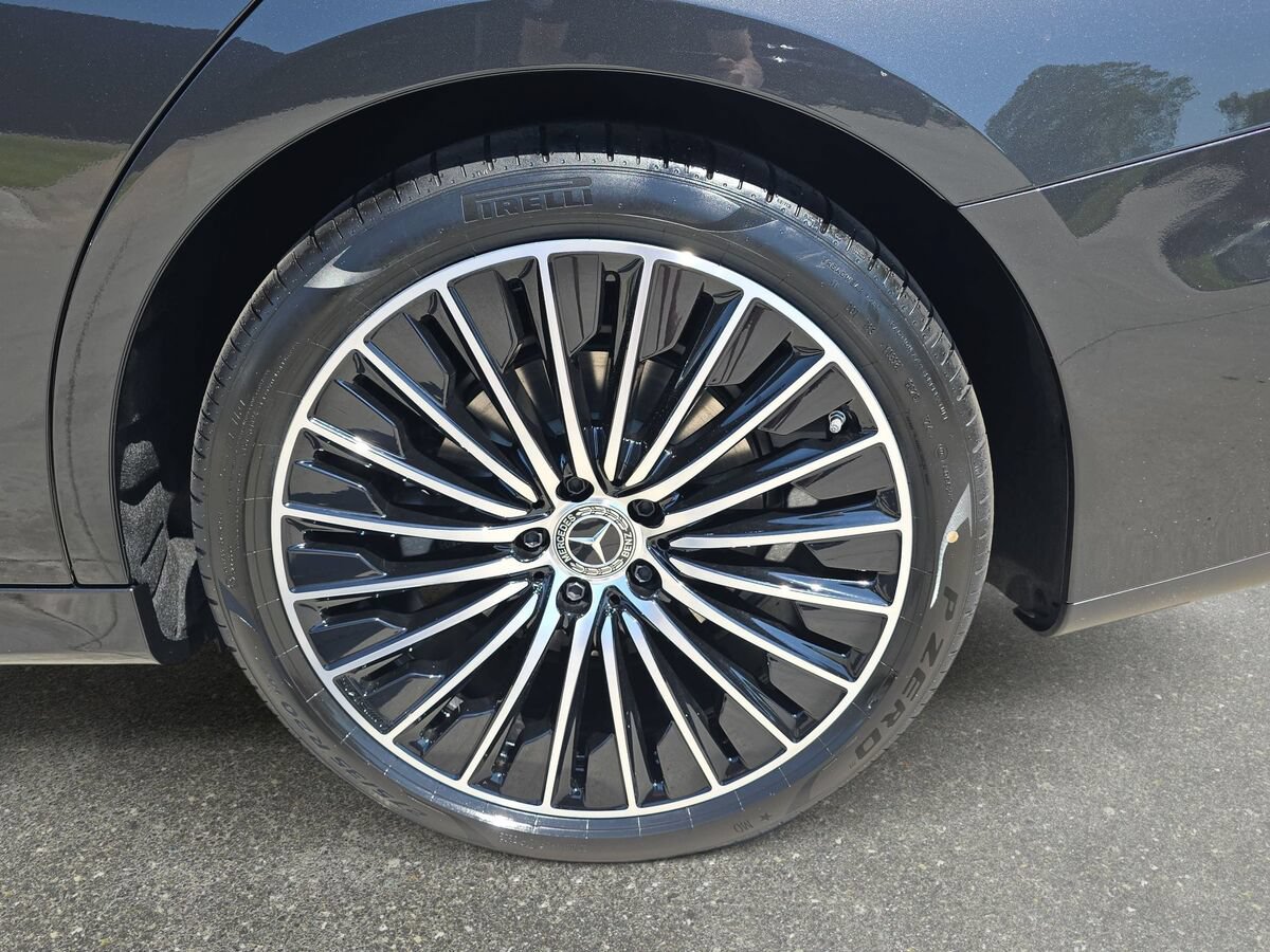 New 2026 Mercedes-Benz E 350 4MATIC Sedan image 31