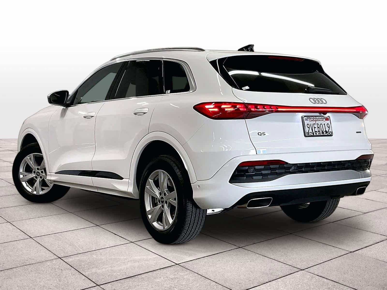 Certified 2025 Audi Q5 Premium AWD/4WD image 13