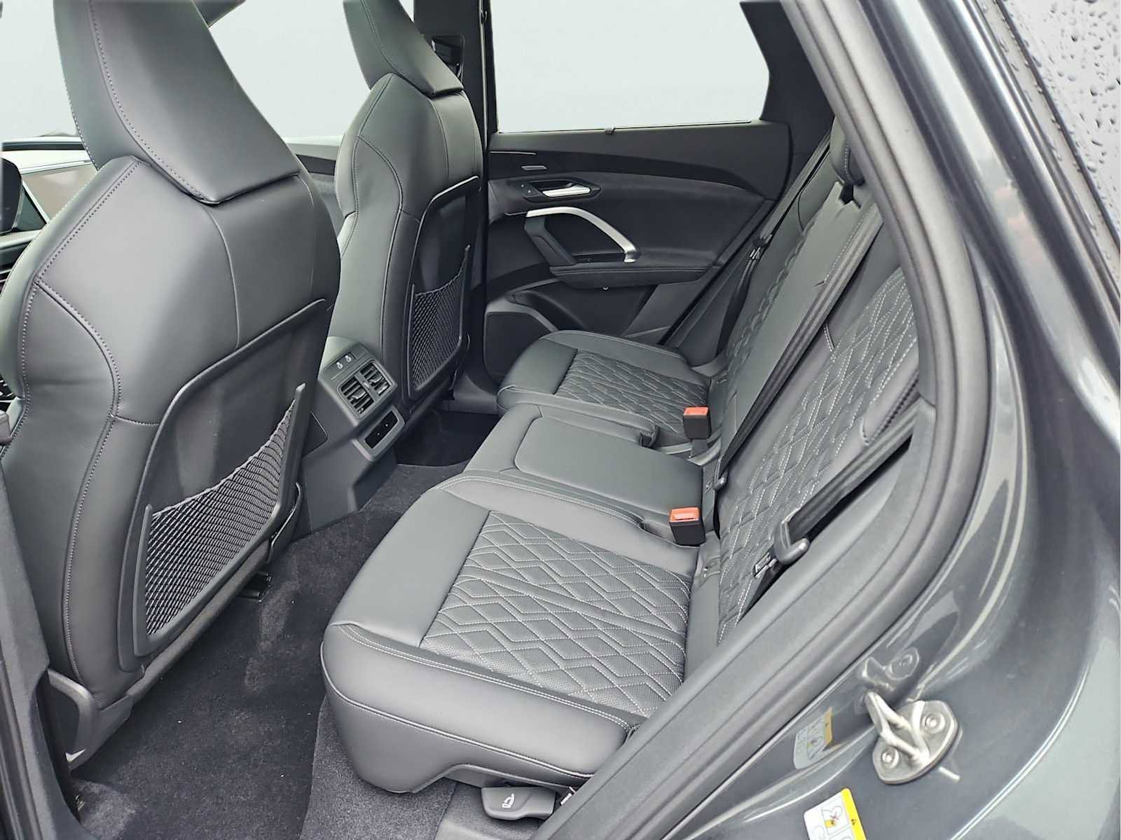 New 2026 Audi SQ5 Premium Plus image 20