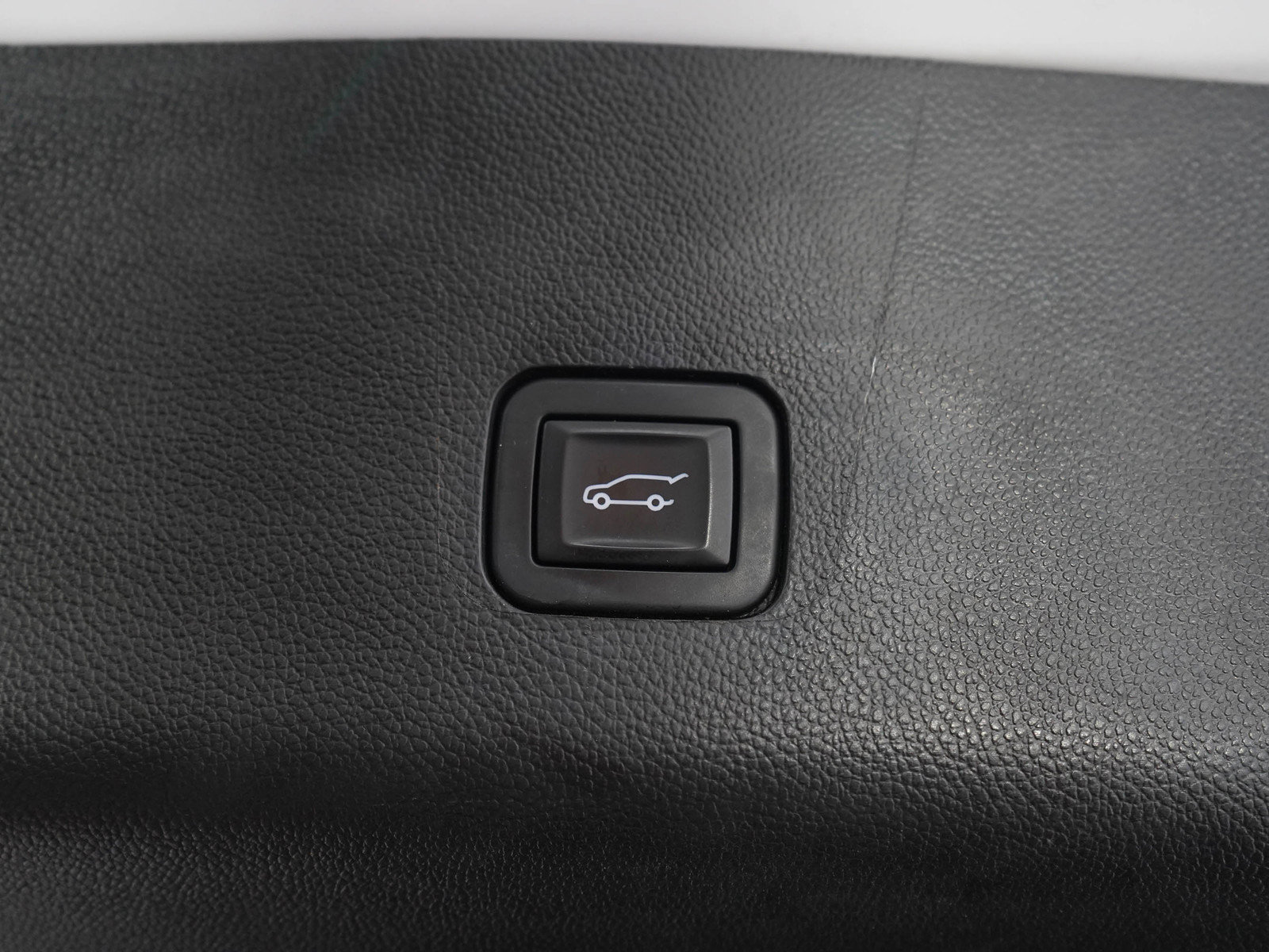 Used 2019 Chevrolet Traverse LT AWD/4WD image 11