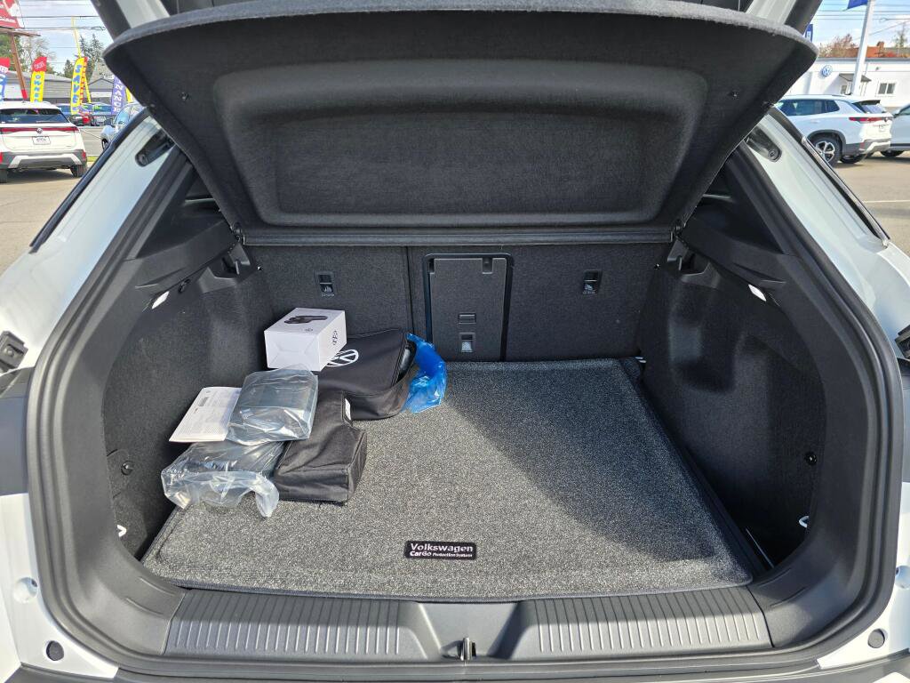 New 2026 Volkswagen ID.4 Pro S AWD/4WD image 14