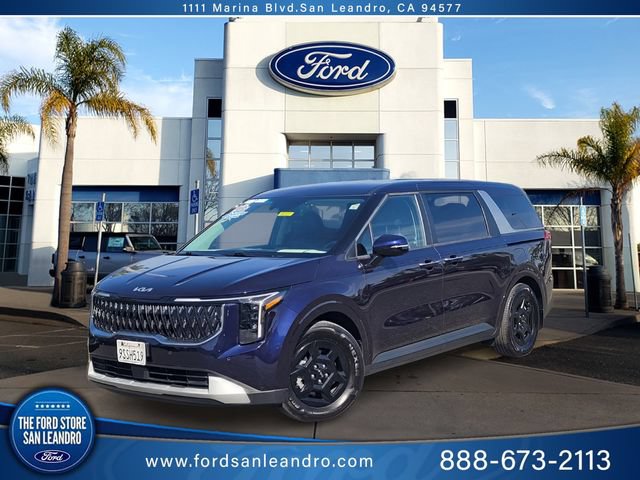 Used 2025 Kia Carnival