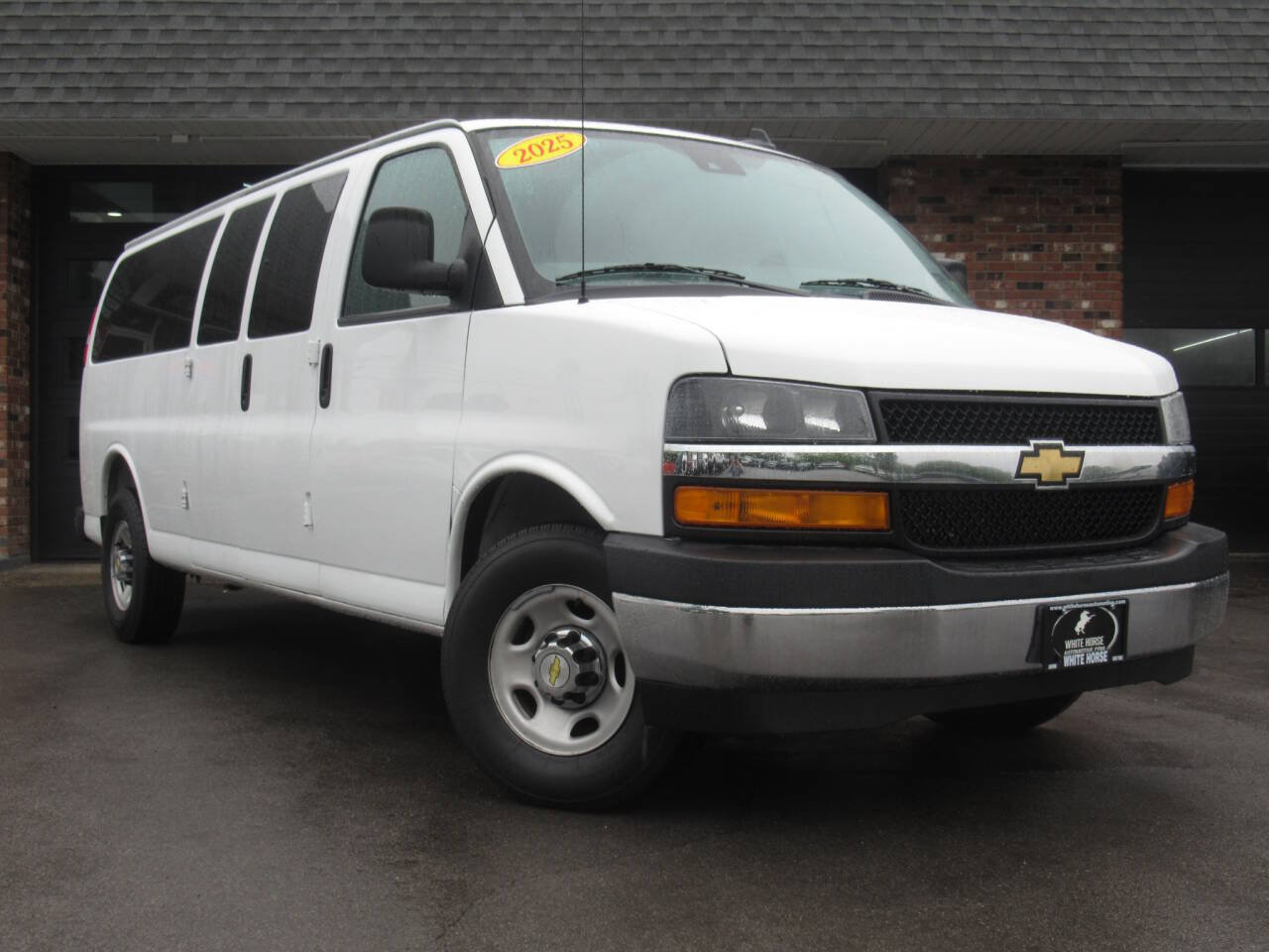Used 2025 Chevrolet Express 3500 LT w/ LT Preferred Equipment Group