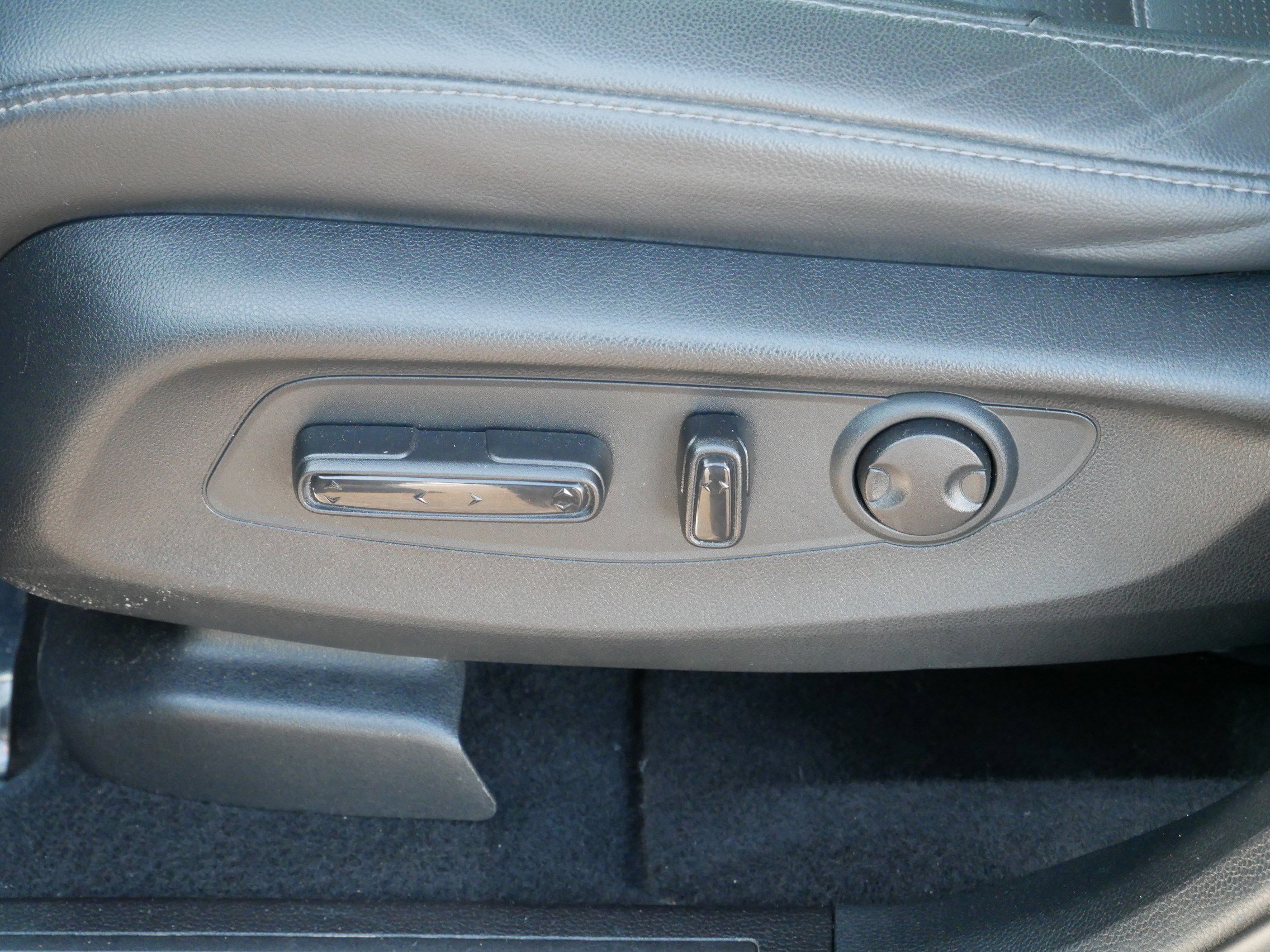 Used 2023 Honda CR-V EX-L image 20