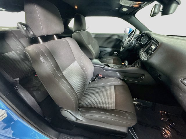 Used 2023 Dodge Challenger SXT RWD image 26