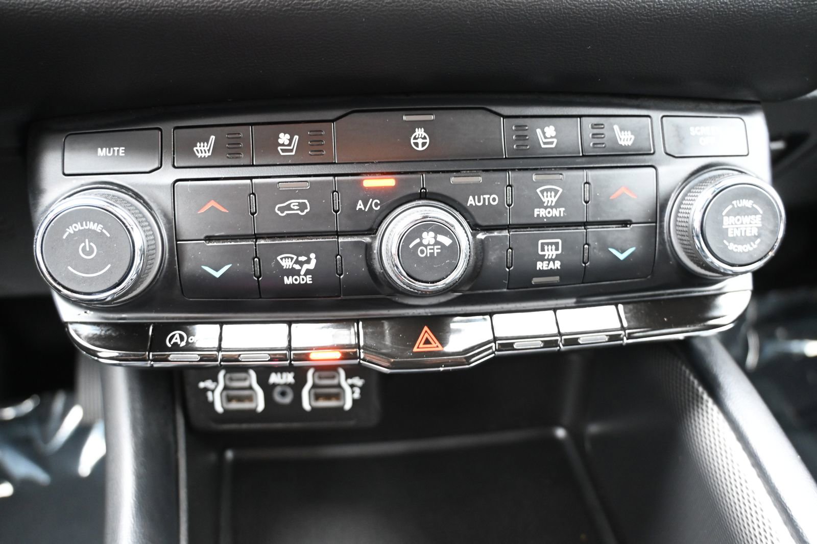 Used 2024 Dodge Durango GT image 14