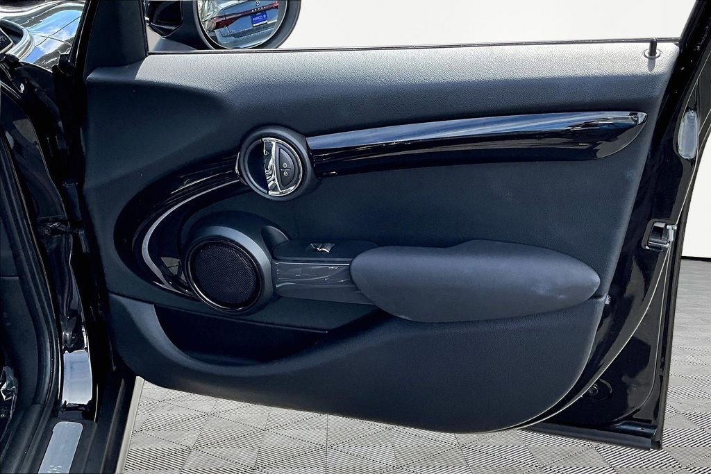 Used 2020 MINI Cooper S image 26