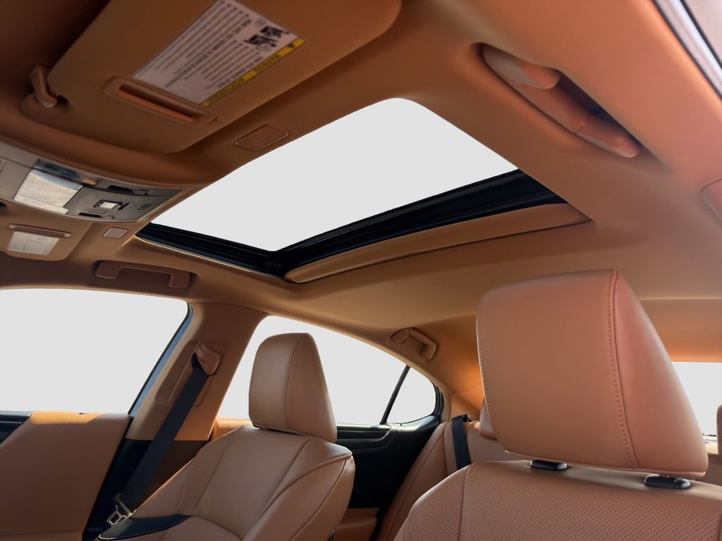 Used 2024 Lexus ES 350 w/ Accessory Package (Z2) FWD image 24