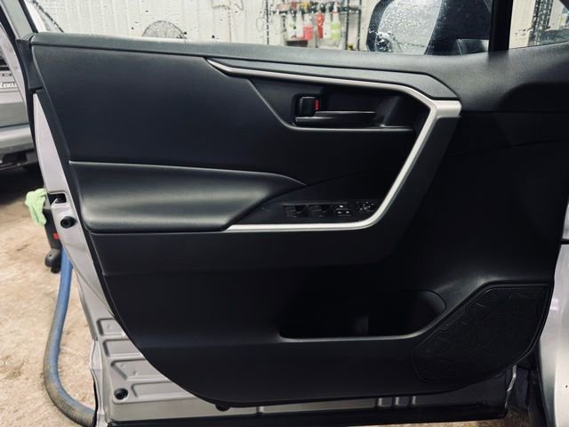 Used 2023 Toyota RAV4 LE image 11