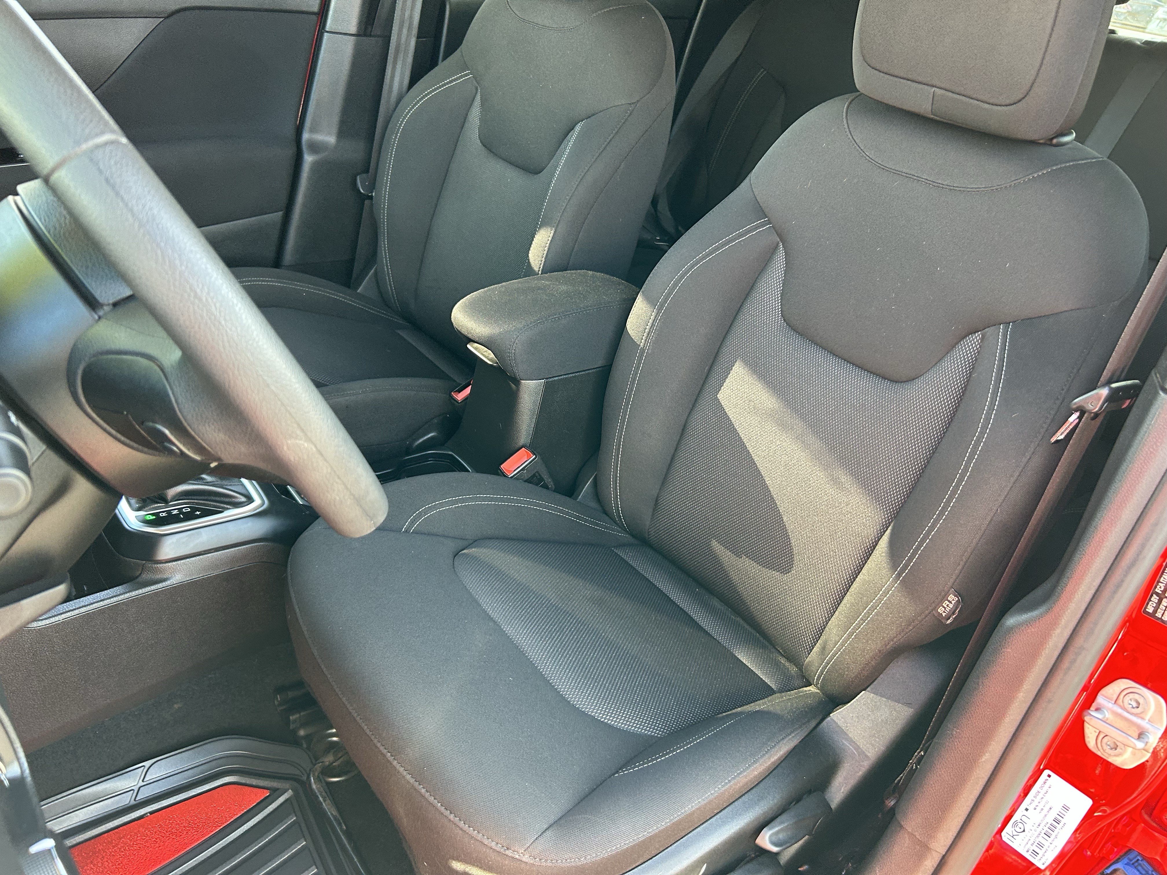 Used 2021 Jeep Renegade Sport AWD/4WD image 18