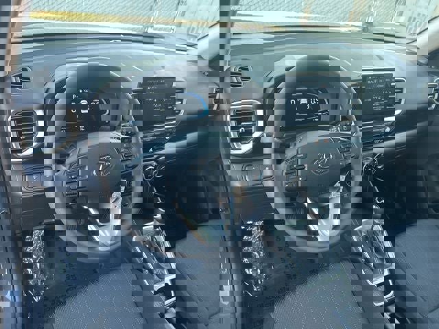 New 2026 Hyundai Venue SE image 19