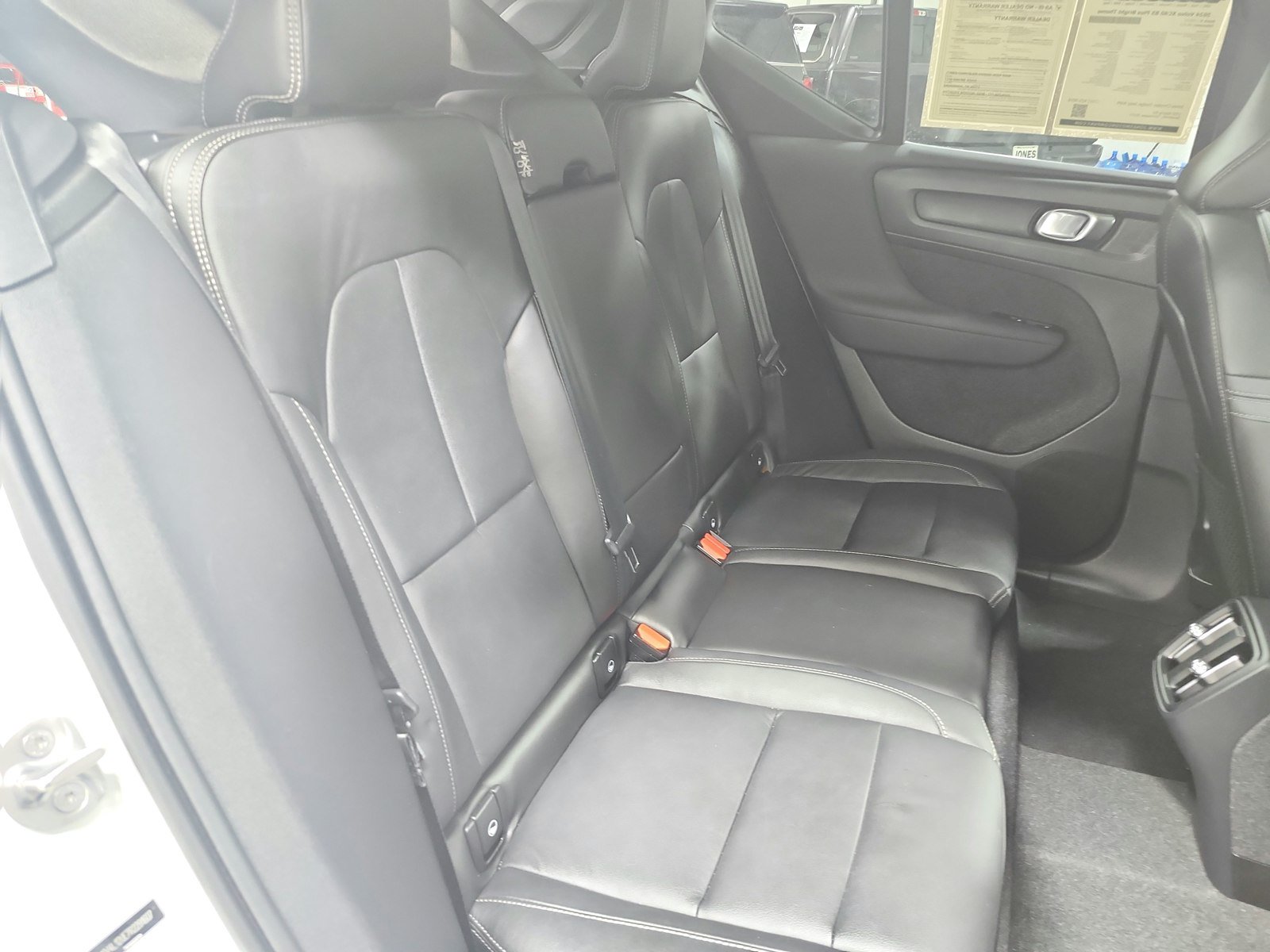 Used 2024 Volvo XC40 B5 Plus AWD/4WD image 46