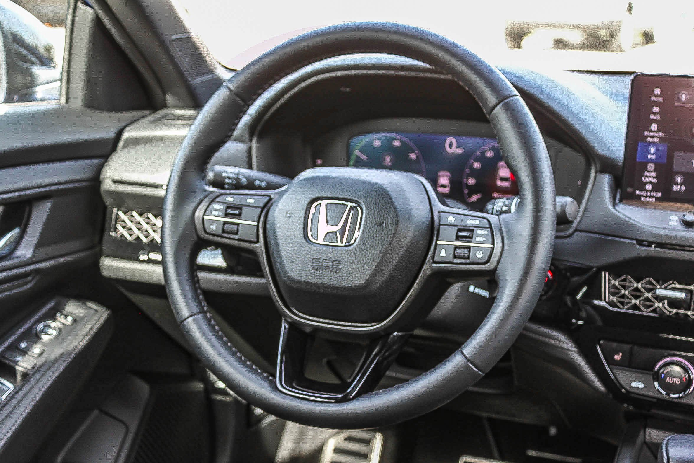 Used 2025 Honda Accord Sport image 17