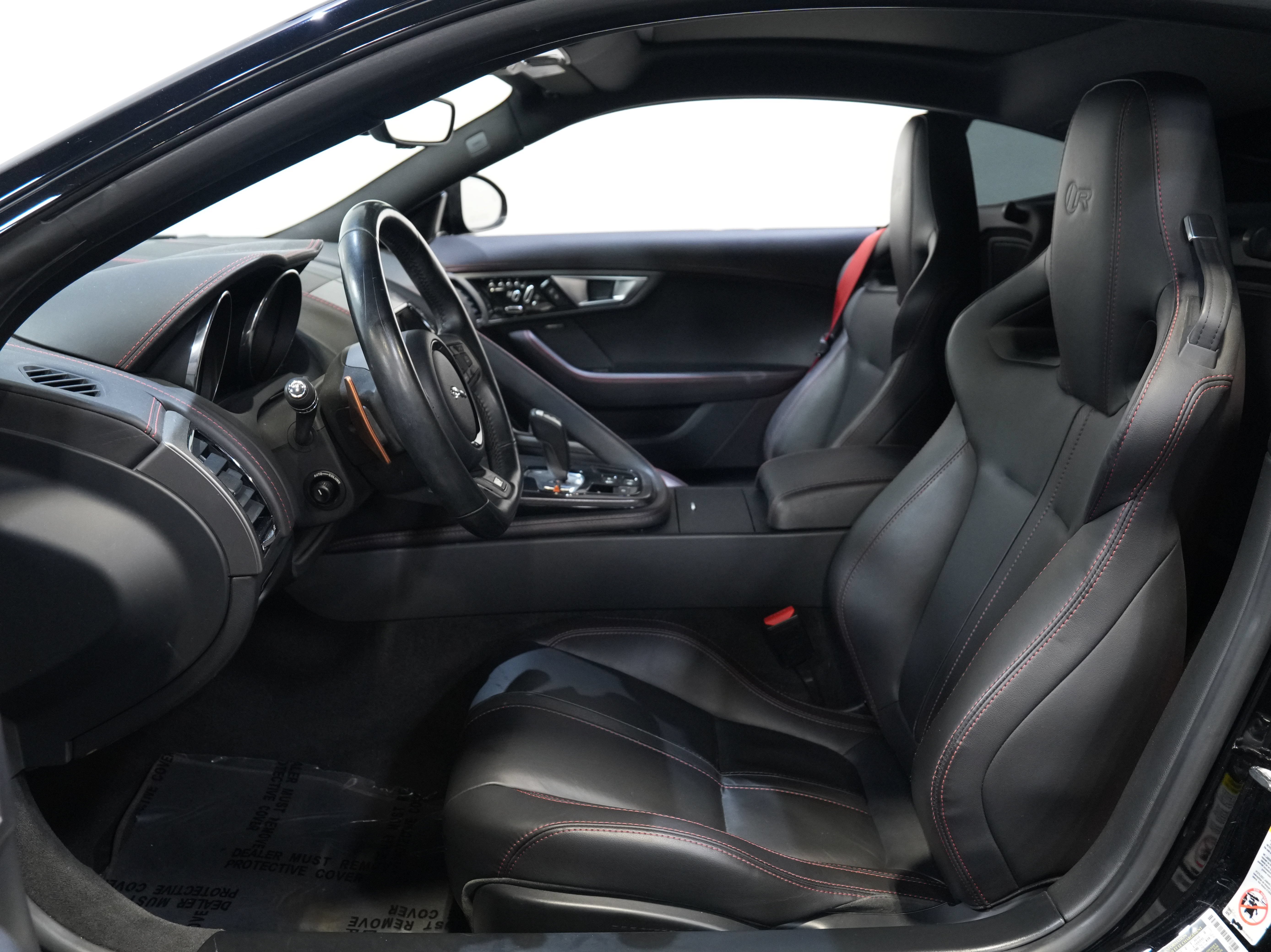 Used 2015 Jaguar F-TYPE R RWD image 26