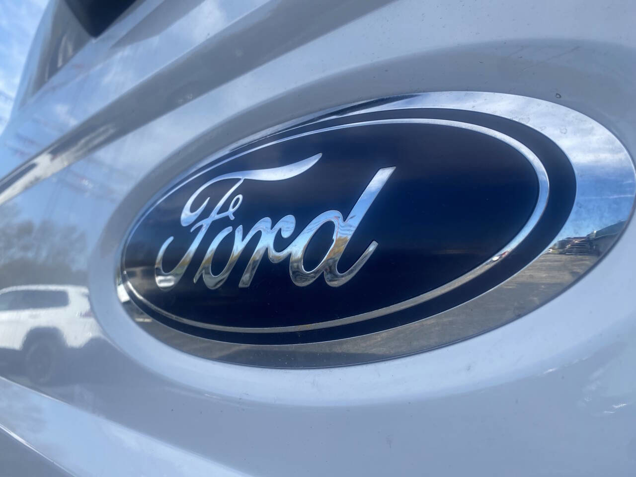 Used 2022 Ford F250 XL w/ Power Equipment Group image 10