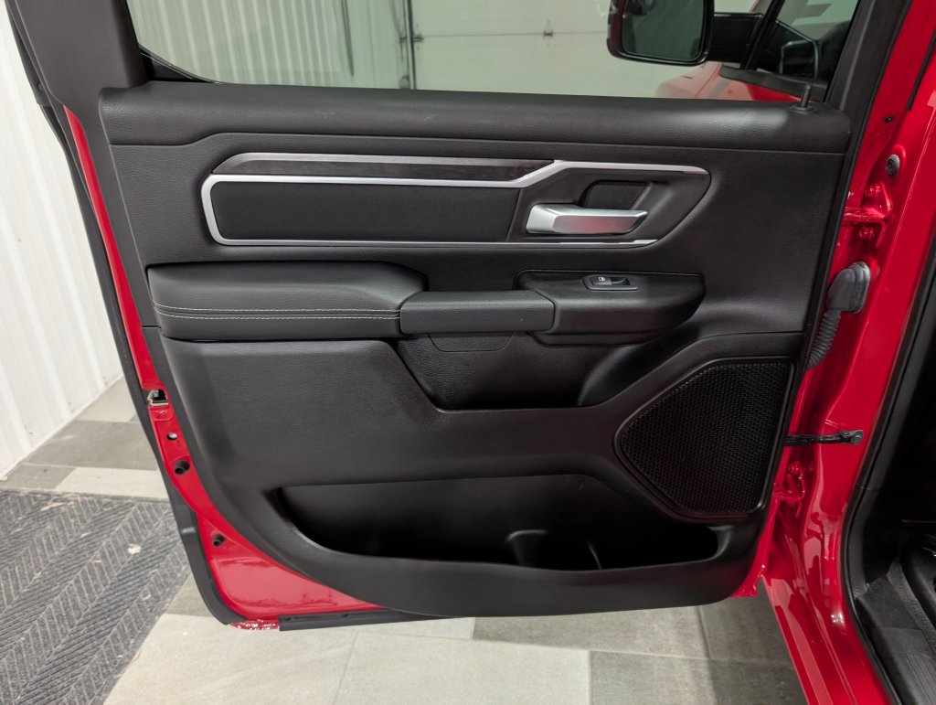 Used 2023 RAM 1500 Big Horn AWD/4WD image 9