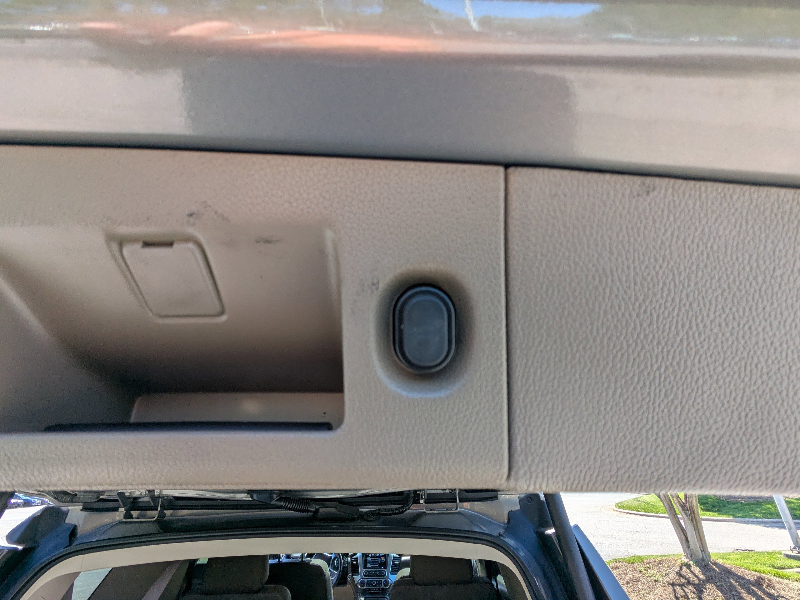 Used 2017 Chevrolet Tahoe Premier image 18