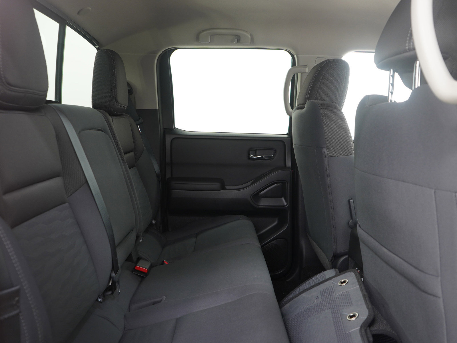 Used 2023 Nissan Frontier SV w/ SV Convenience Package AWD/4WD image 14