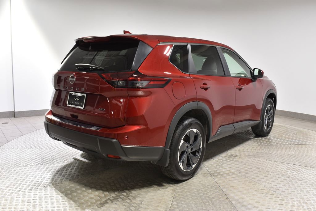 Used 2025 Nissan Rogue SV image 6