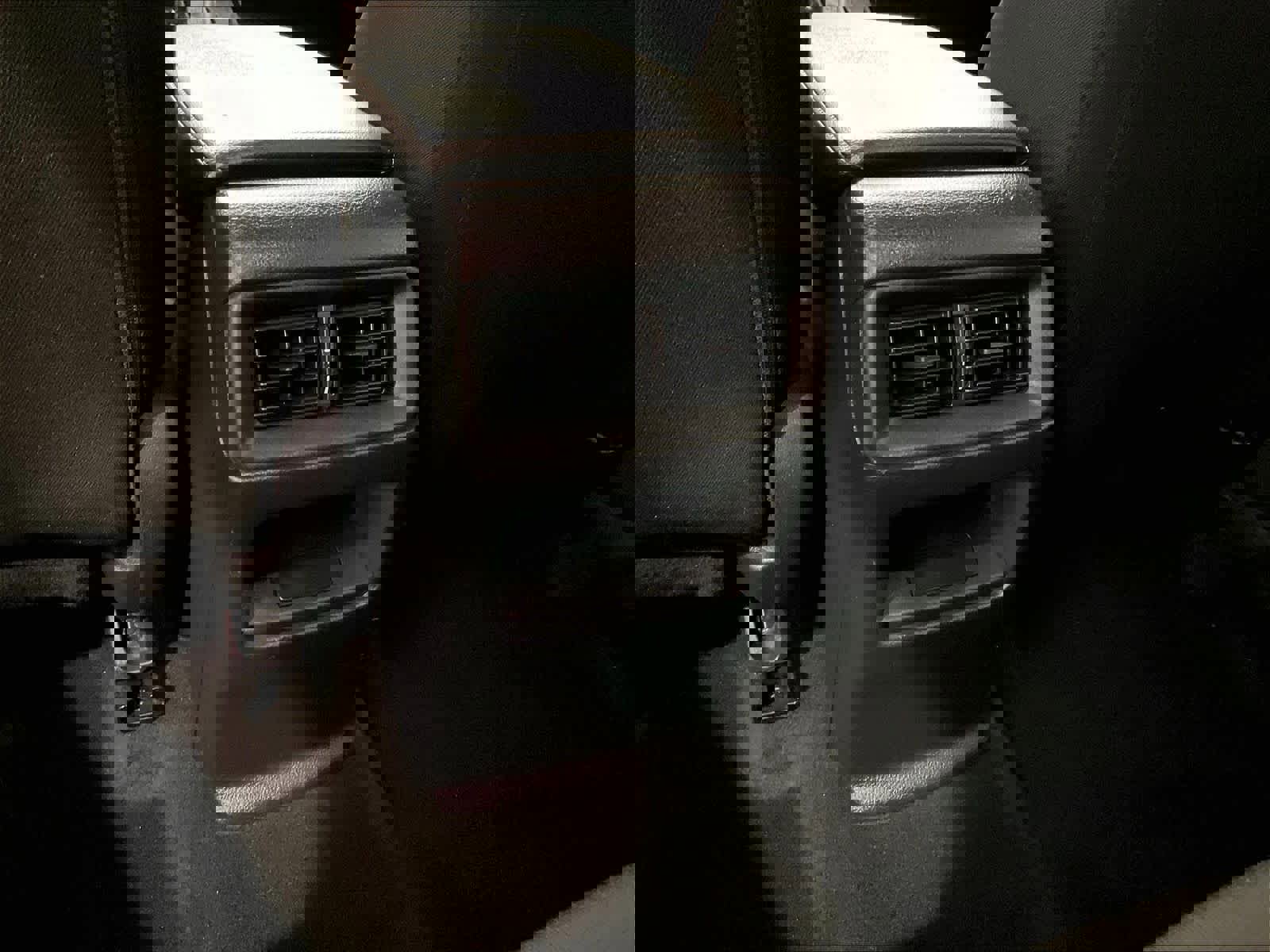 Used 2025 Honda CR-V LX image 27