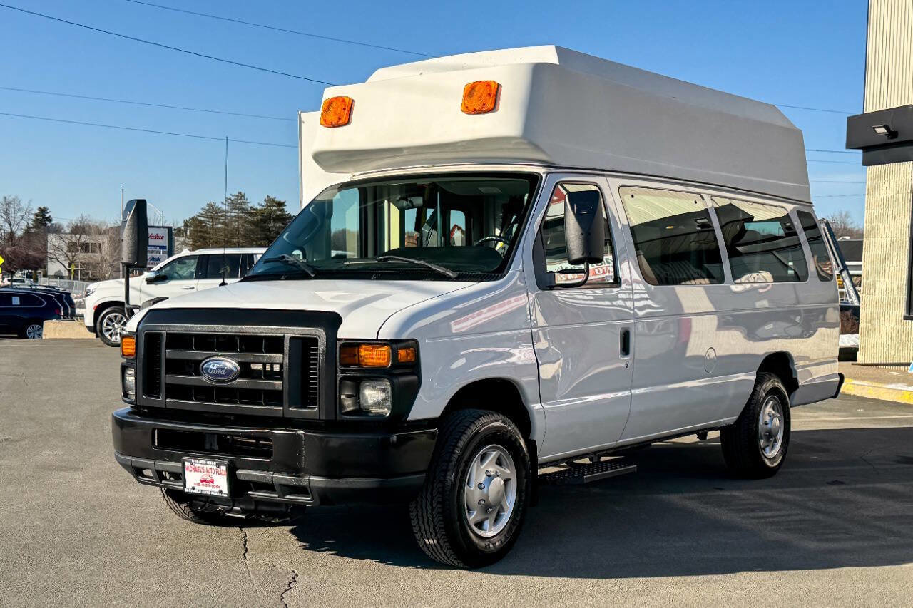 Used 2011 Ford E-350 and Econoline 350 Extended Super Duty w/ PWR Group image 14
