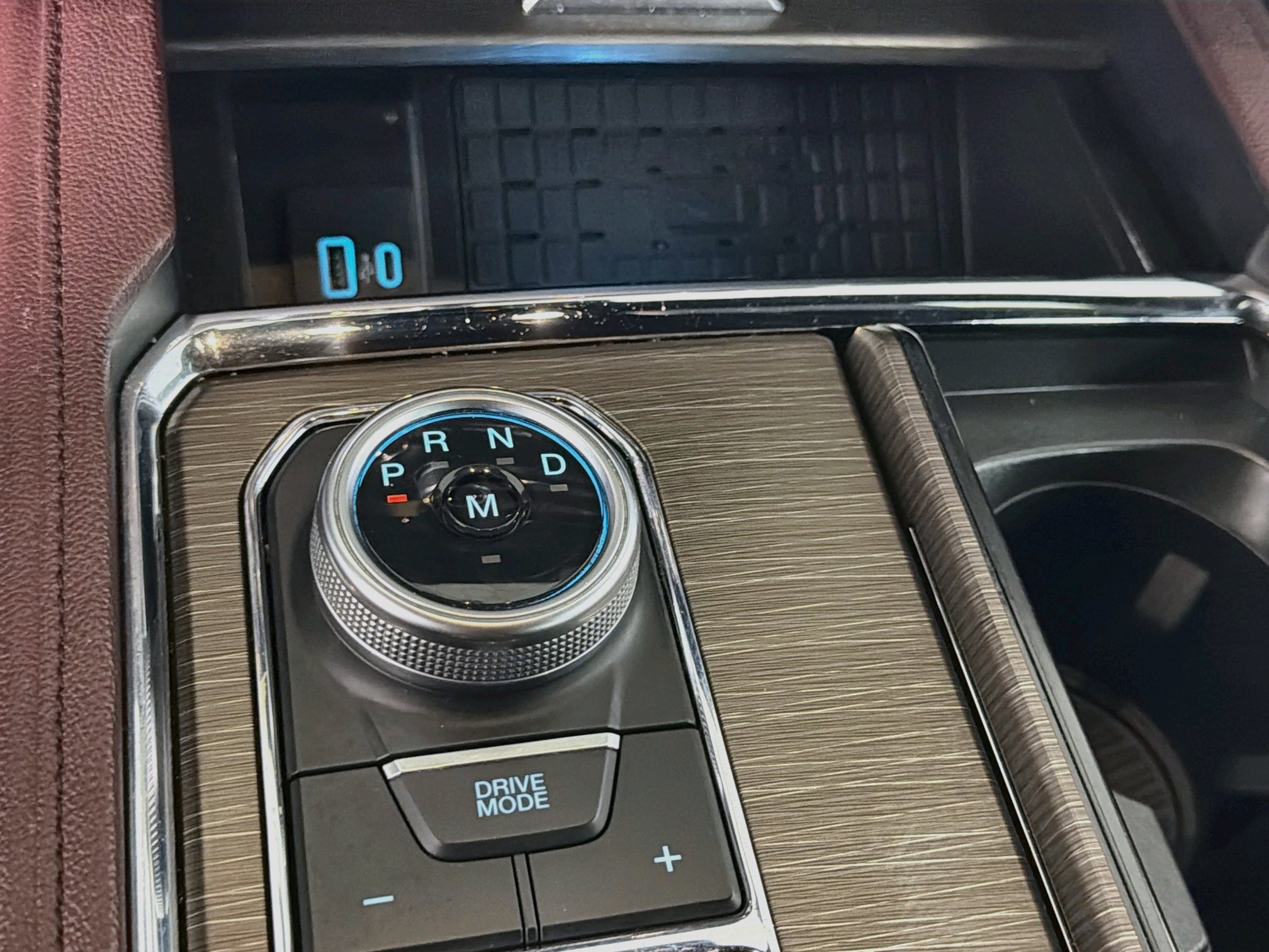 Used 2024 Ford Expedition Limited RWD image 24