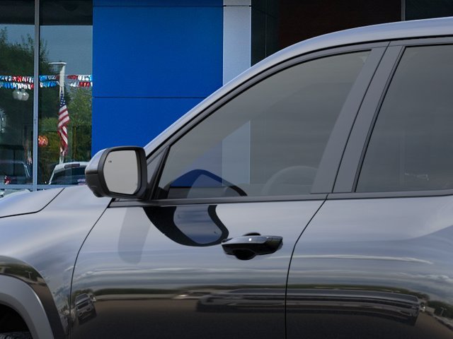 New 2027 Chevrolet Equinox LT w/ Convenience Package II FWD image 12