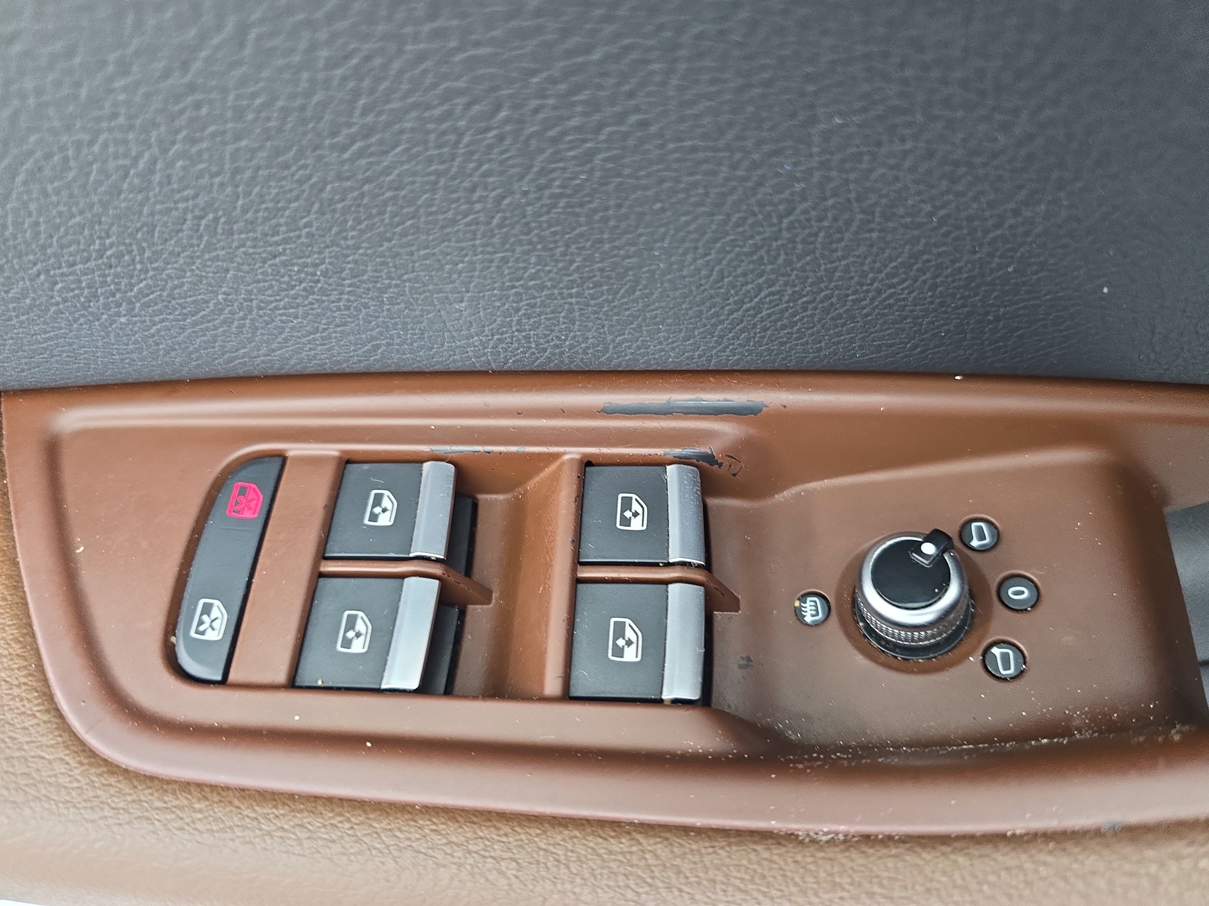 Used 2017 Audi A4 2.0T Premium w/ Convenience Package image 27